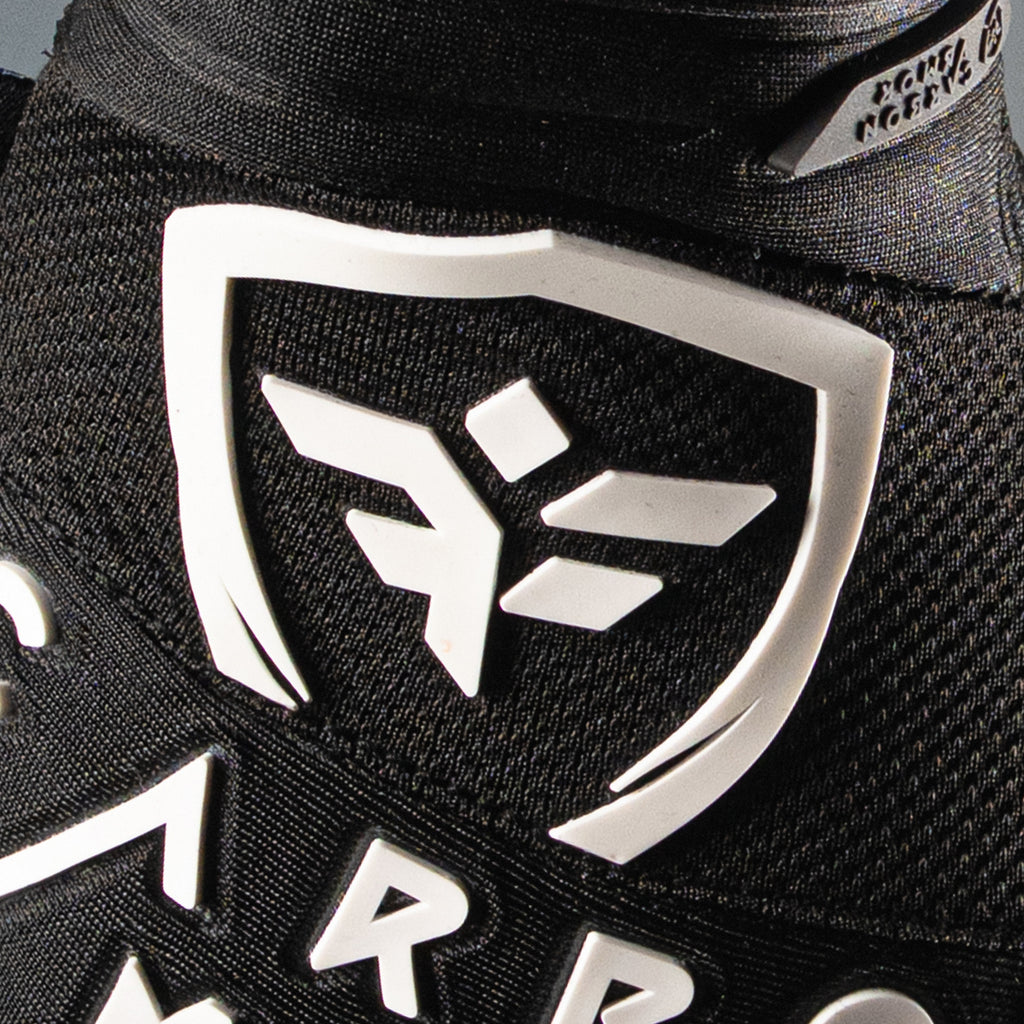CVRBON VRMOR Gloves (Black)