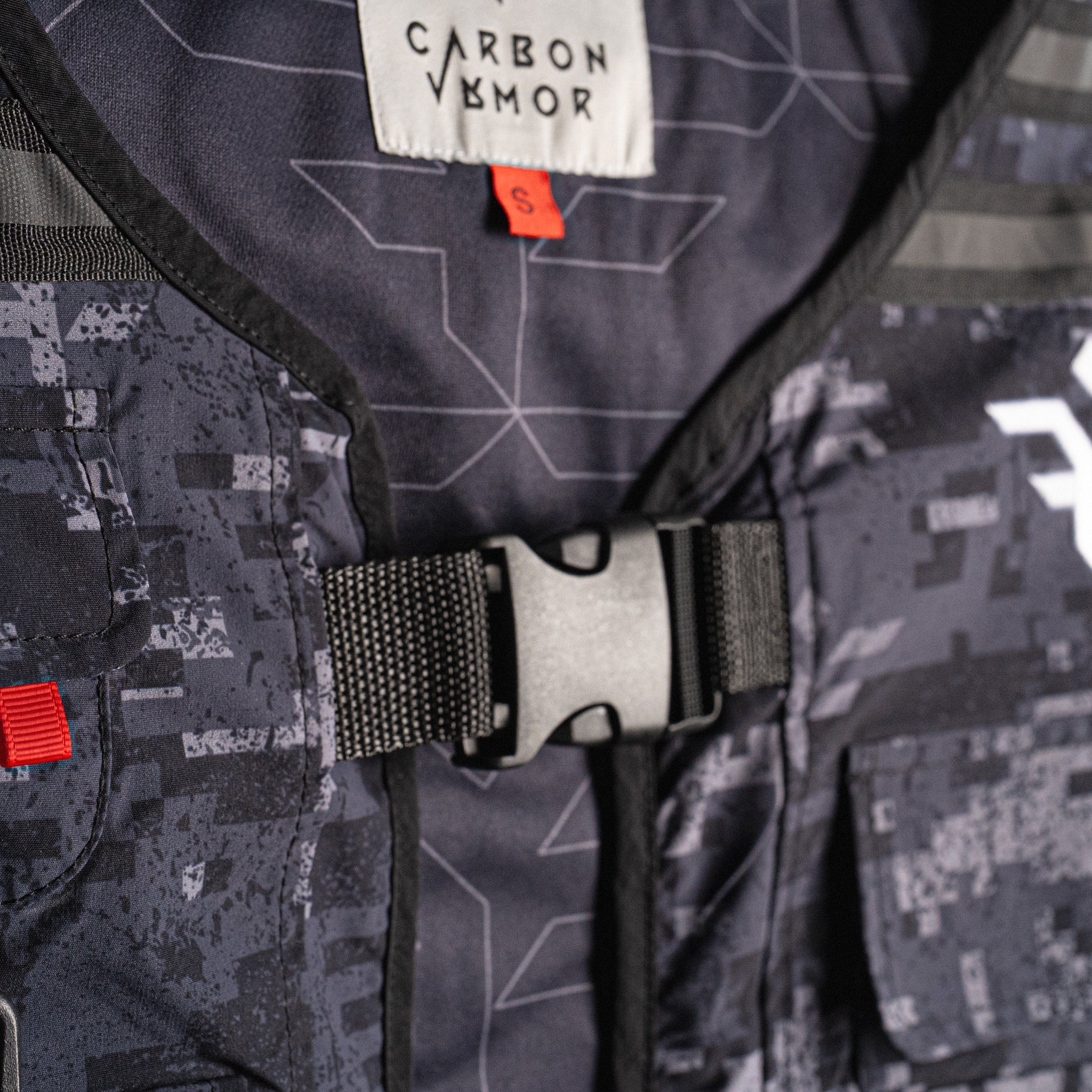 Carbon Armor Vest (Camo)